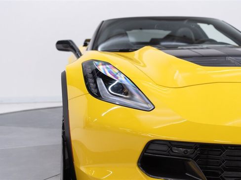 Used 2016 Chevrolet Corvette Z06 w/ C7.r Special Edition RWD image 21