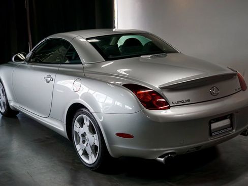 Used 2004 Lexus SC 430 Convertible RWD image 10