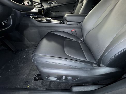 New 2026 Kia Sportage EX image 14