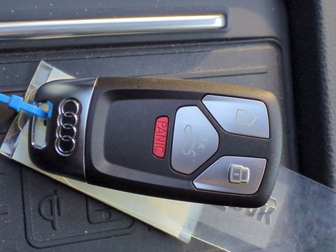 Used 2024 Audi Q5 2.0T Prestige image 34