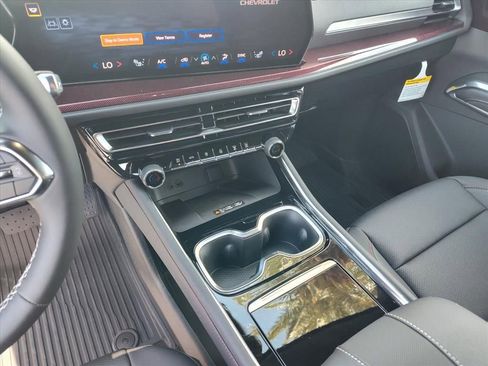 New 2026 Chevrolet Traverse Z71 AWD/4WD image 13