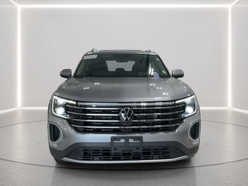 Certified 2024 Volkswagen Atlas SE AWD/4WD image 9
