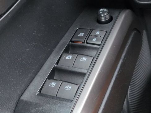 Used 2021 Toyota Tacoma SR5 RWD image 22