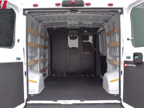 Used 2025 RAM ProMaster 2500 w/ U-Haul Equipment Group image 28