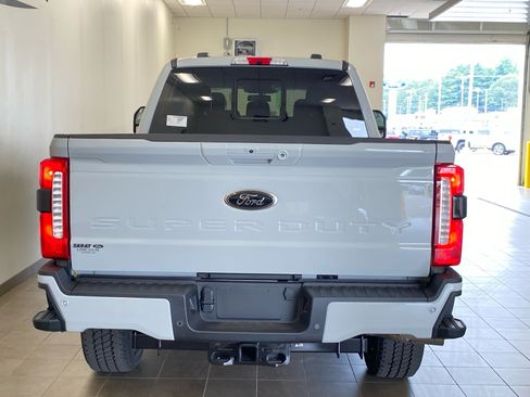 New 2026 Ford F250 Lariat w/ Black Appearance Package AWD/4WD image 6