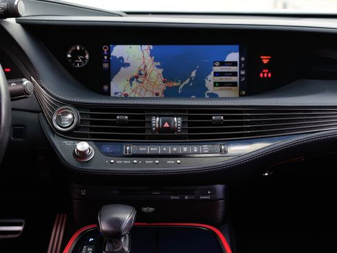 Used 2018 Lexus LS 500 F Sport w/ Accessory Package (Z2) image 46