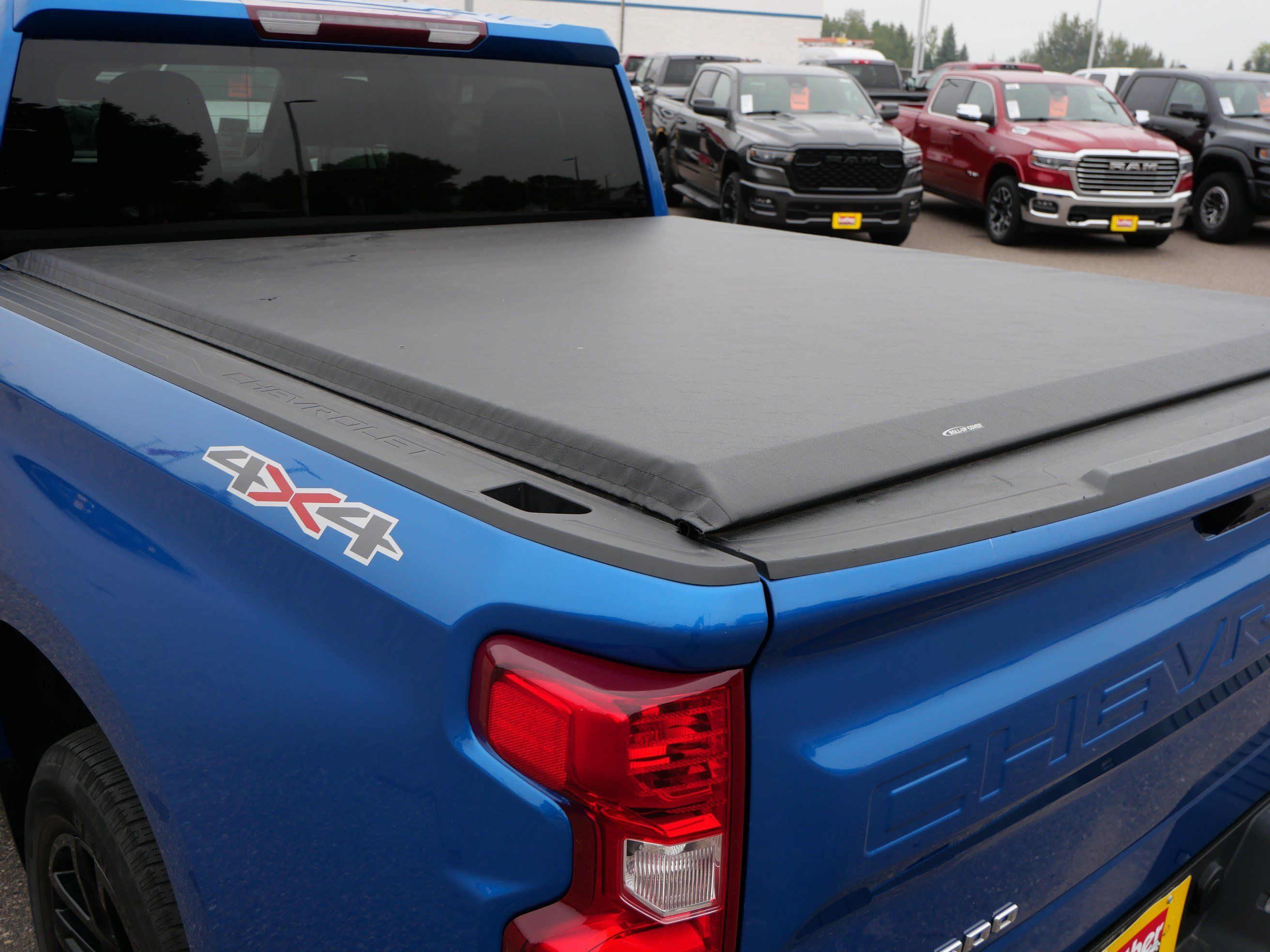 Used 2022 Chevrolet Silverado 1500 Custom AWD/4WD image 19