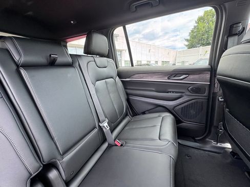 New 2026 Jeep Grand Cherokee L Limited AWD/4WD image 22