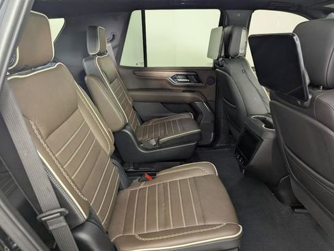Used 2025 GMC Yukon Denali Ultimate image 21