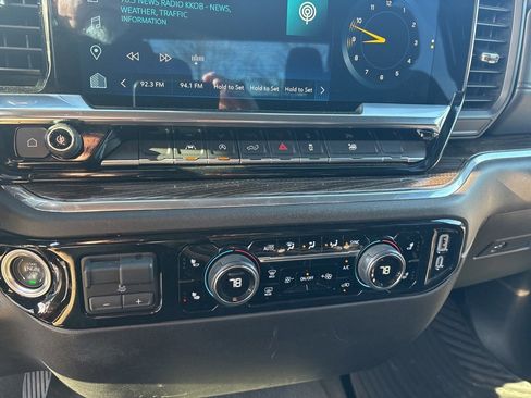 Certified 2025 Chevrolet Silverado 1500 LT image 13