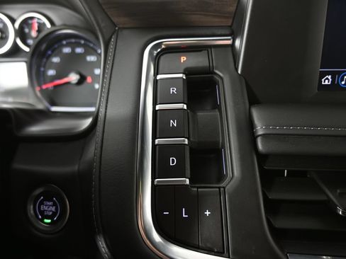 Used 2024 Chevrolet Tahoe LS AWD/4WD image 32