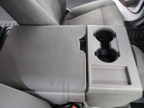 Used 2018 Ford F250 XLT w/ XLT Premium Package AWD/4WD image 60