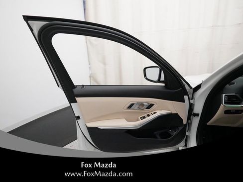 Used 2023 BMW 330e xDrive w/ Driving Assistance Package image 27