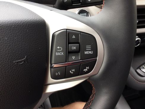 New 2026 Ford Explorer Active AWD/4WD image 12