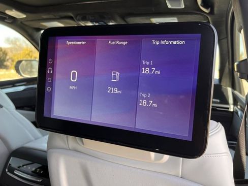 Certified 2026 Cadillac Escalade Platinum Sport w/ LPO, ONYX Package image 34