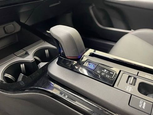 Used 2024 Toyota Prius Prime image 12