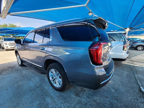 Used 2021 GMC Yukon SLT RWD image 3