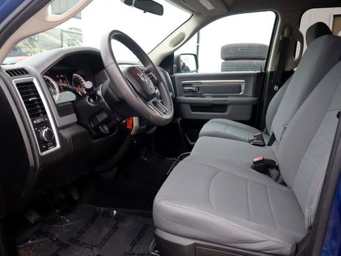 Used 2019 RAM 1500 Classic SLT image 47