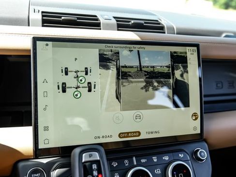 New 2026 Land Rover Defender 110 X-Dynamic SE AWD/4WD image 28