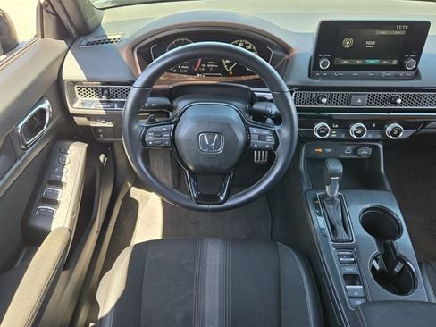 Used 2024 Honda Civic Sport image 13