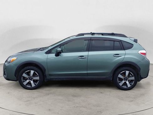 Used 2016 Subaru Crosstrek Touring AWD/4WD image 2