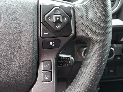 Certified 2023 Toyota Tacoma TRD Off-Road image 22