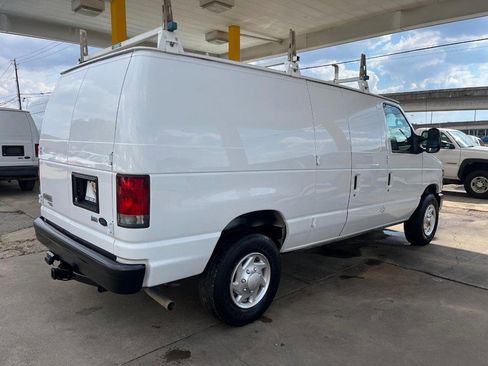 Used 2014 Ford E-250 and Econoline 250 image 4