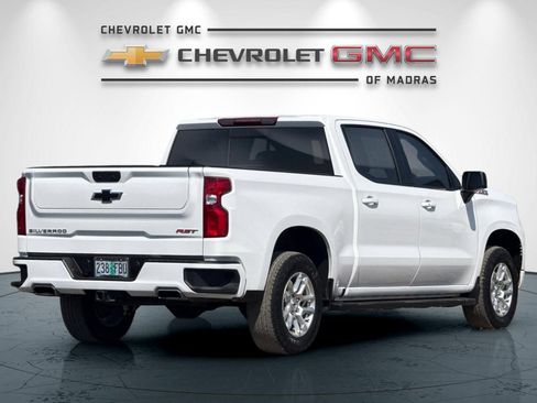 Used 2024 Chevrolet Silverado 1500 RST w/ Convenience Package II AWD/4WD image 3