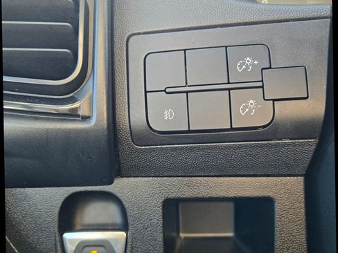 Used 2023 RAM ProMaster 2500 image 25