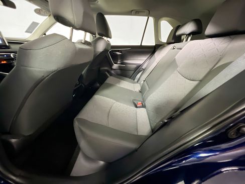 Used 2025 Toyota RAV4 XLE image 29