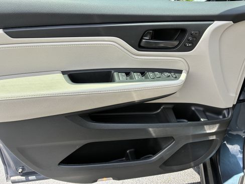 Used 2025 Honda Odyssey EX-L image 19