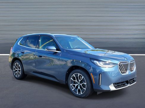 New 2026 BMW X3 xDrive30 w/ Convenience Package AWD/4WD image 2