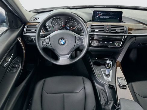 Used 2016 BMW 320i Sedan RWD image 22