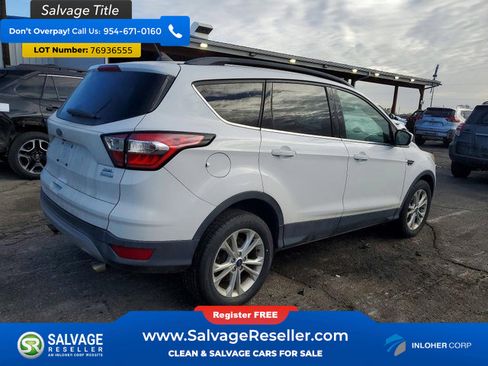 Used 2018 Ford Escape SEL FWD image 4