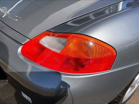Used 2002 Porsche Boxster S image 25