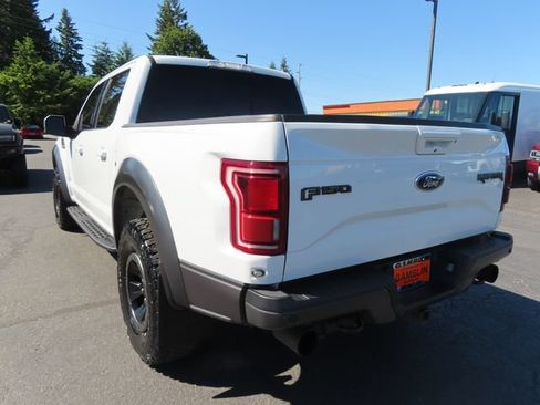 Used 2017 Ford F150 Raptor w/ Equipment Group 802A Luxury AWD/4WD image 5