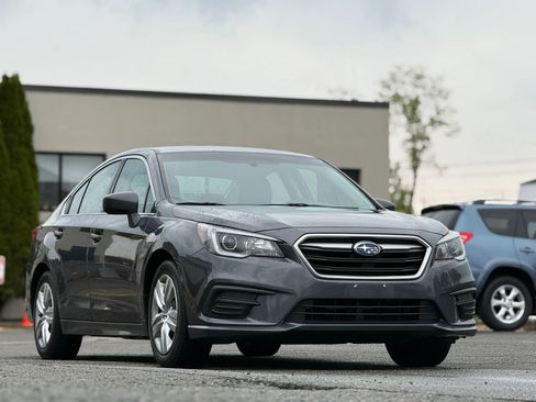 Used 2018 Subaru Legacy 2.5i AWD/4WD image 2