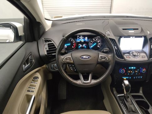 Used 2018 Ford Escape Titanium w/ Ford Safe & Smart Package AWD/4WD image 22