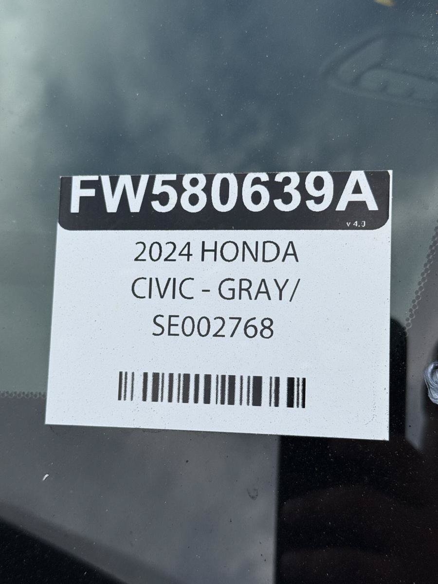 Used 2025 Honda Civic Sport image 33