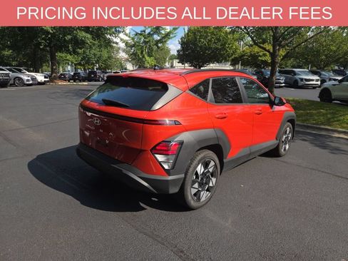 Used 2025 Hyundai Kona SEL FWD image 12