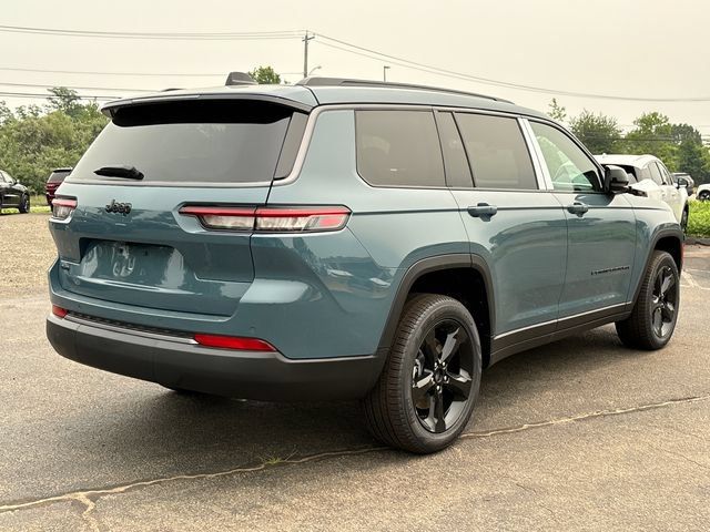 New 2026 Jeep Grand Cherokee L Limited w/ Limited Altitude Package AWD/4WD image 2