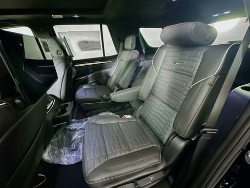 New 2026 Cadillac Escalade Platinum Sport w/ LPO, ONYX Package image 14