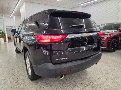Used 2020 Chevrolet Traverse LS w/ LPO, Floor Liner Package FWD image 7