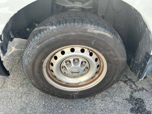 Used 2018 Nissan NV 2500 S image 13