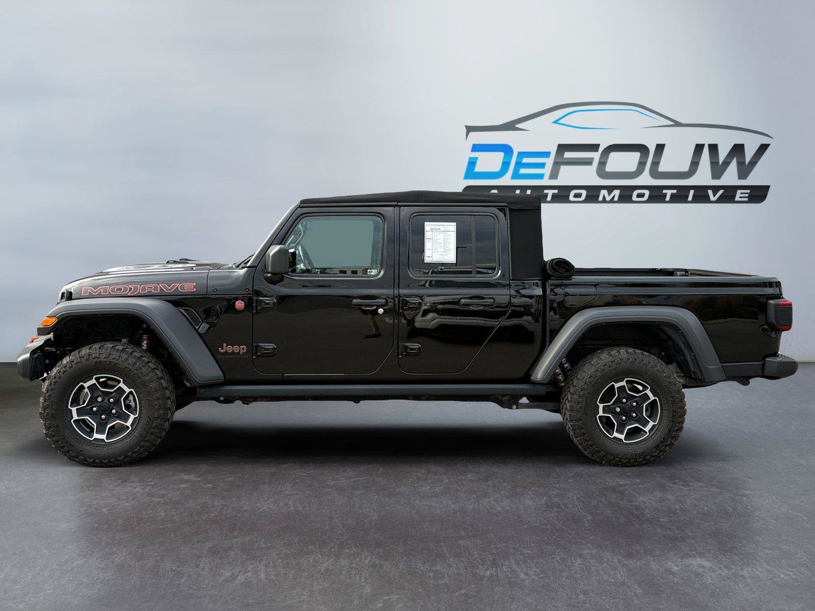 Used 2022 Jeep Gladiator Mojave w/ Dual Top Group AWD/4WD image 6