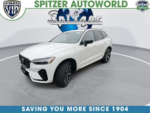 Used 2023 Volvo XC60 T8 Ultimate w/ Climate Package AWD/4WD image 4