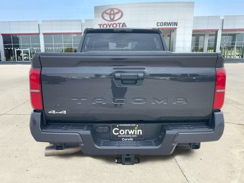 Used 2024 Toyota Tacoma SR5 AWD/4WD image 4
