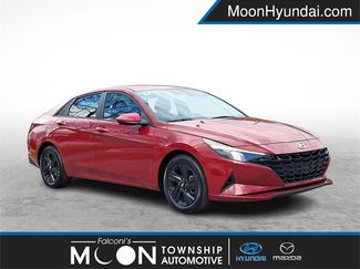 Used 2023 Hyundai Elantra SEL w/ Cargo Package video 1