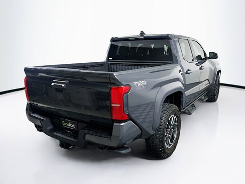 Used 2025 Toyota Tacoma TRD Sport image 9