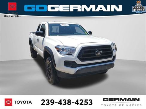 Certified 2022 Toyota Tacoma SR w/ SX Package RWD image 3